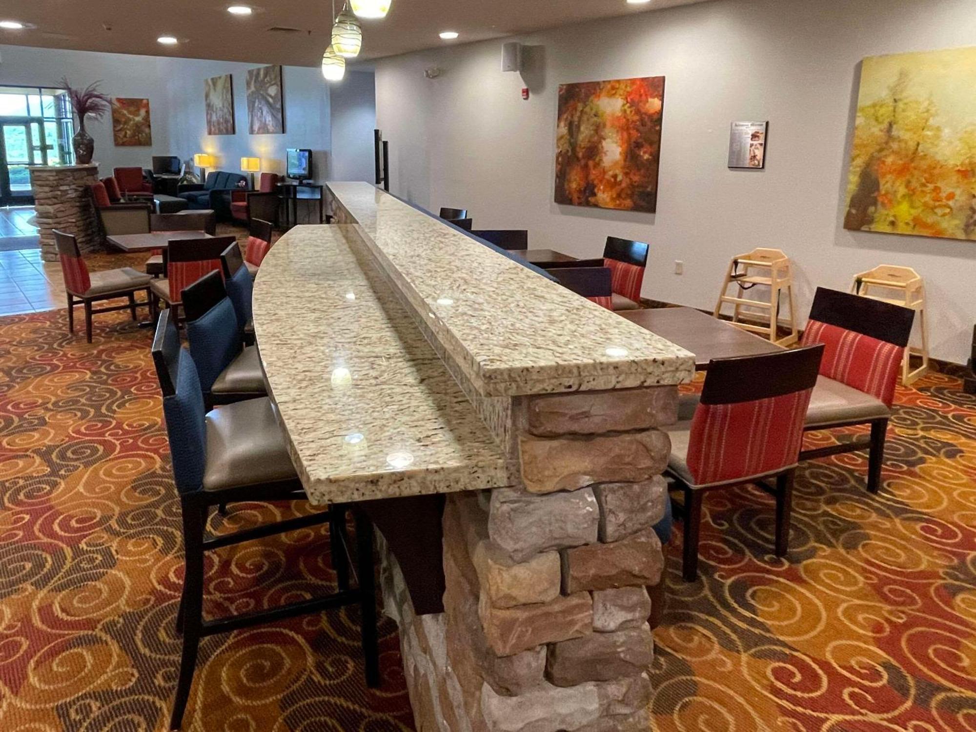 Comfort Suites Altoona Εξωτερικό φωτογραφία