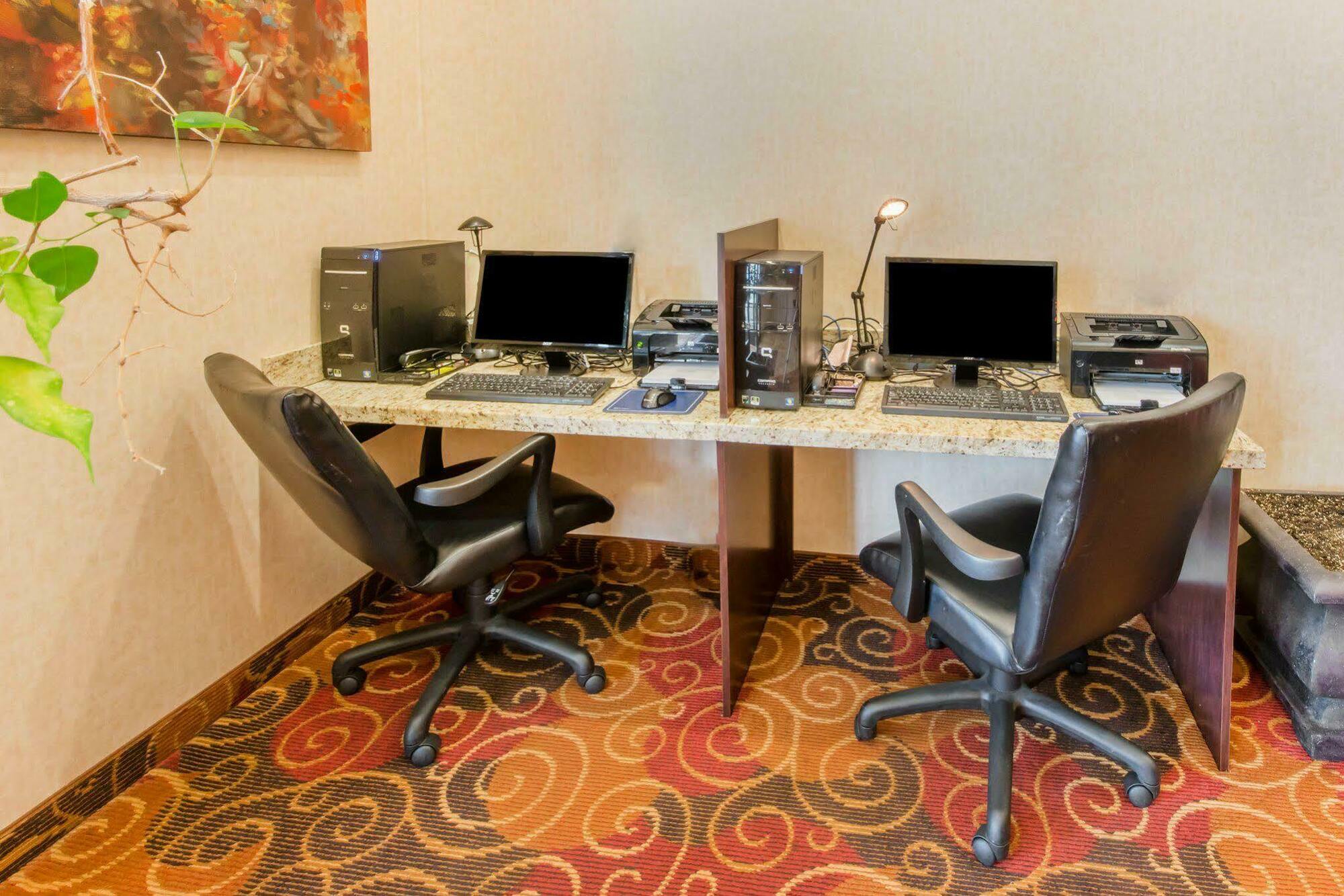 Comfort Suites Altoona Εξωτερικό φωτογραφία